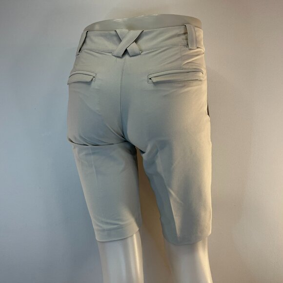 Nine & Nine Women's Solid Fashion 11 Inch Golf Short - Size 2 - NWT - Picture 2 of 4
